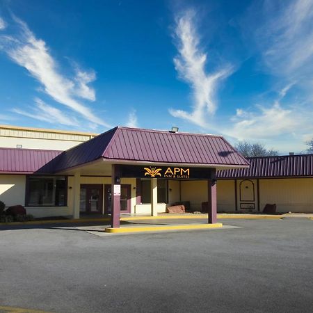 Apm Inn & Suites Martinsburg Exterior photo